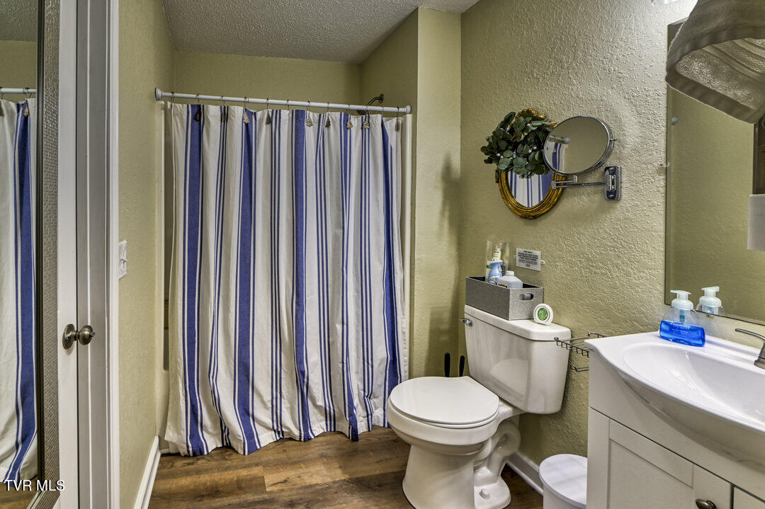 2039 Culbertson Road Greeneville, TN 37743 - Photo 15 of 28 MMM_9172_13