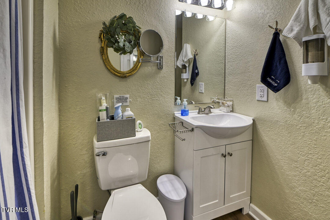 2039 Culbertson Road Greeneville, TN 37743 - Photo 16 of 28 MMM_9185_15