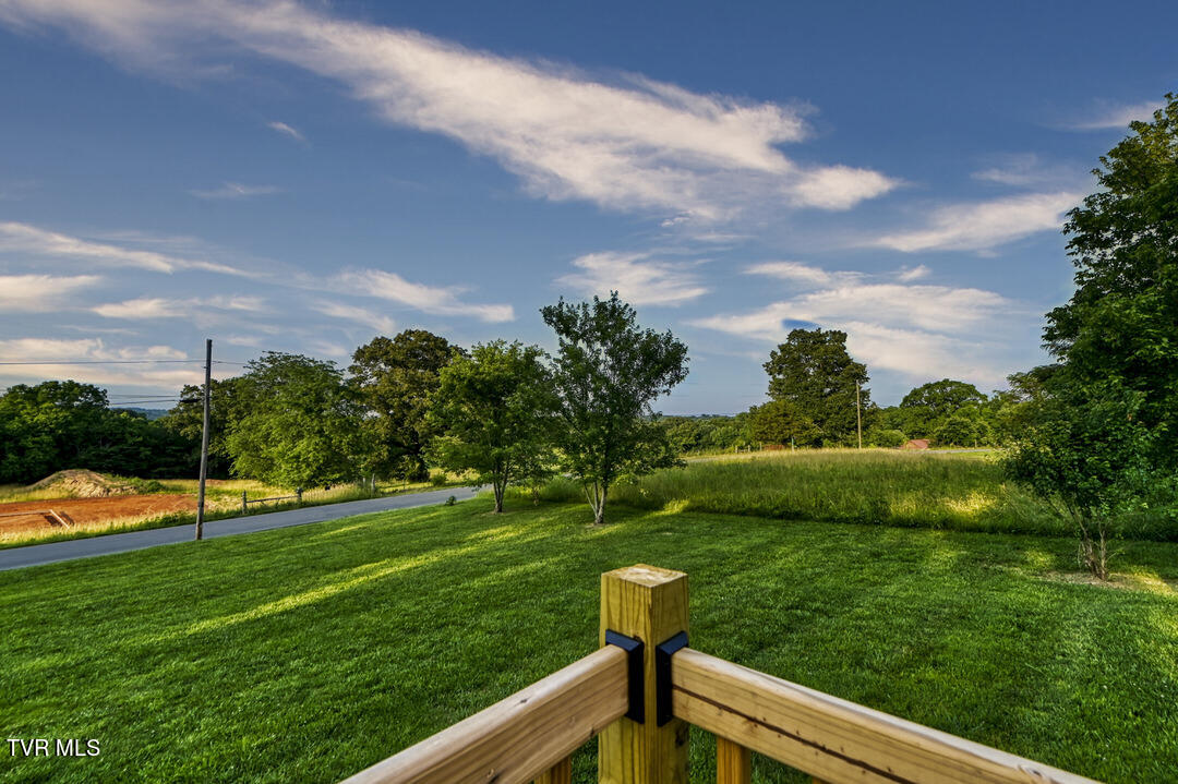2039 Culbertson Road Greeneville, TN 37743 - Photo 22 of 28 MMM_9237