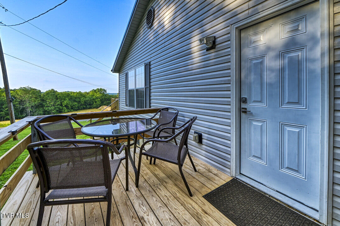 2039 Culbertson Road Greeneville, TN 37743 - Photo 27 of 28 MMM_9327