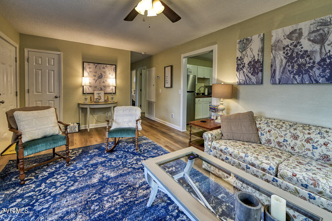 2039 Culbertson Road Greeneville, TN 37743 - Photo 4 of 28 MMM_9112_1