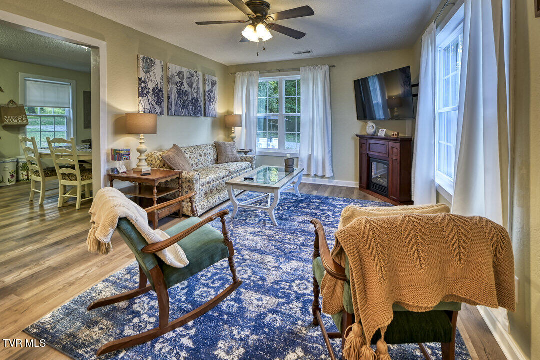 2039 Culbertson Road Greeneville, TN 37743 - Photo 5 of 28 MMM_9107