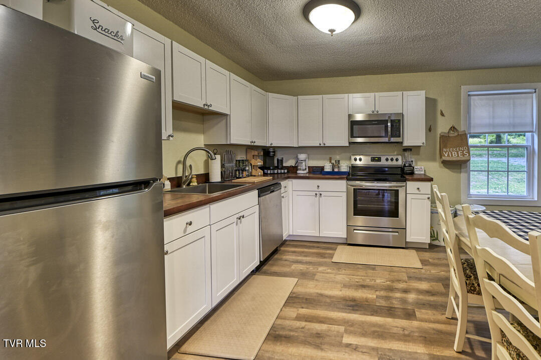 2039 Culbertson Road Greeneville, TN 37743 - Photo 8 of 28 MMM_9087