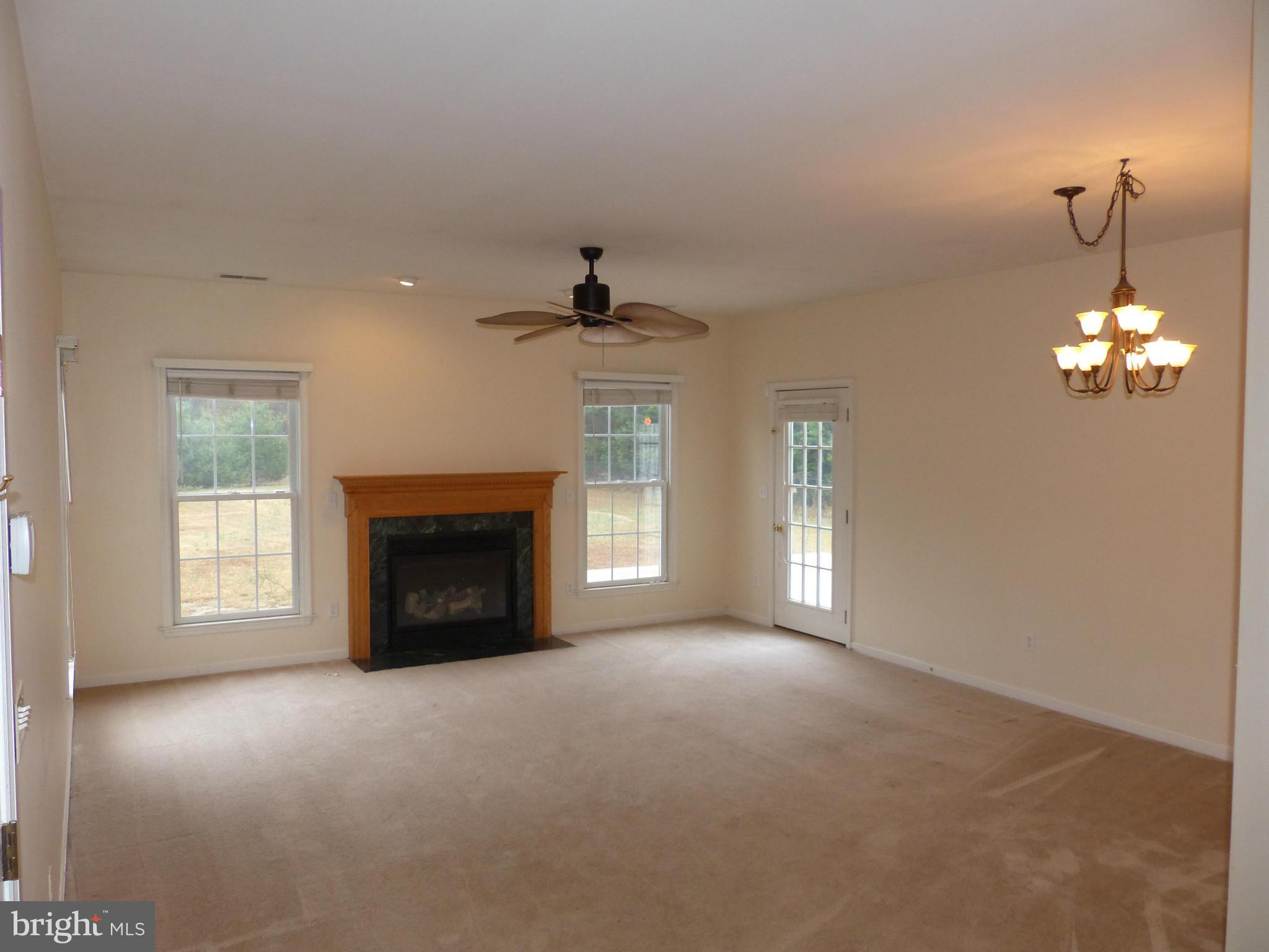 2849 Barclay Road Marydel, MD 21649 - Photo 4 of 14 Living Room