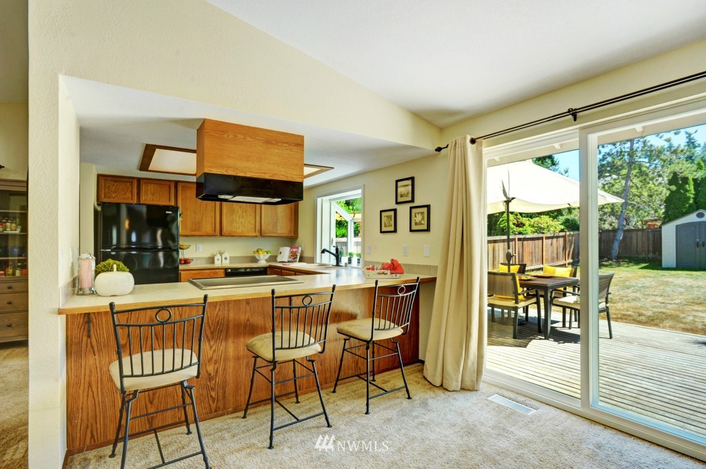 1930 235th Street Southeast Bothell, WA 98021 - Photo 3 of 20