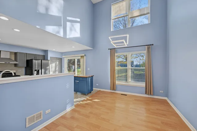 $450,000 | 870 March Street, Lake Zurich, IL 60047