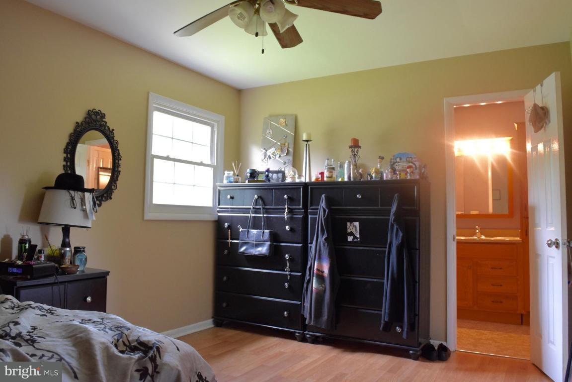 546 West 2nd Avenue Lititz, PA 17543 - Photo 17 of 31 Gallery Image 17
