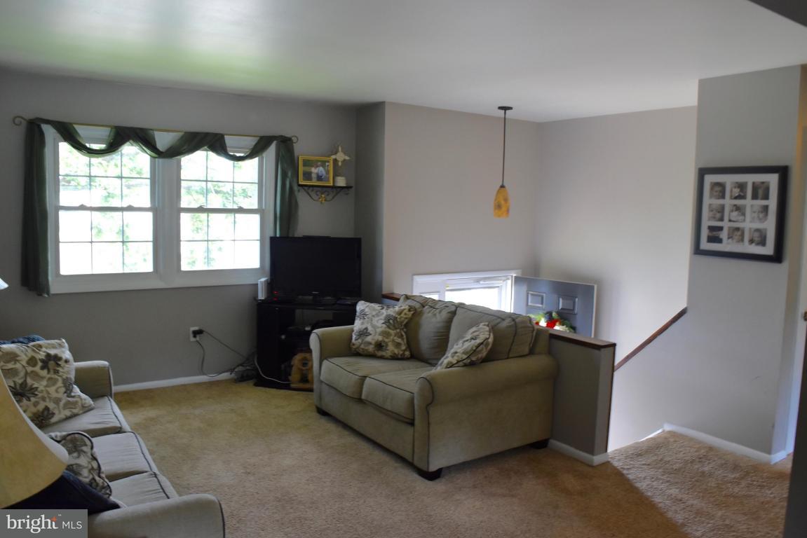 546 West 2nd Avenue Lititz, PA 17543 - Photo 7 of 31 Gallery Image 7