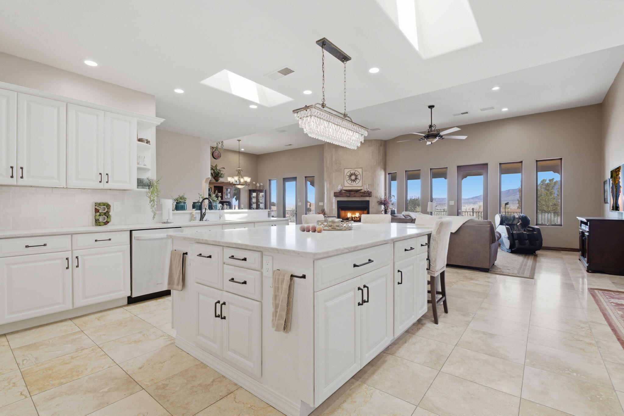 6900 Vatapa Road Northeast Rio Rancho, NM 87144 - Photo 16 of 85 Gallery Image 16