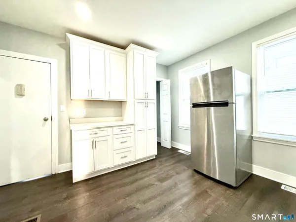 $2,300 | 7-9 Burritt Avenue, Stratford, CT 06615