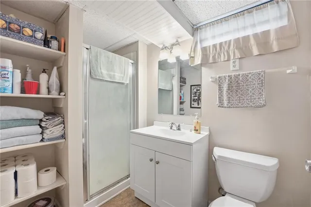 $635,000 | 24101 East 88th Street, Lee's Summit, MO 64064