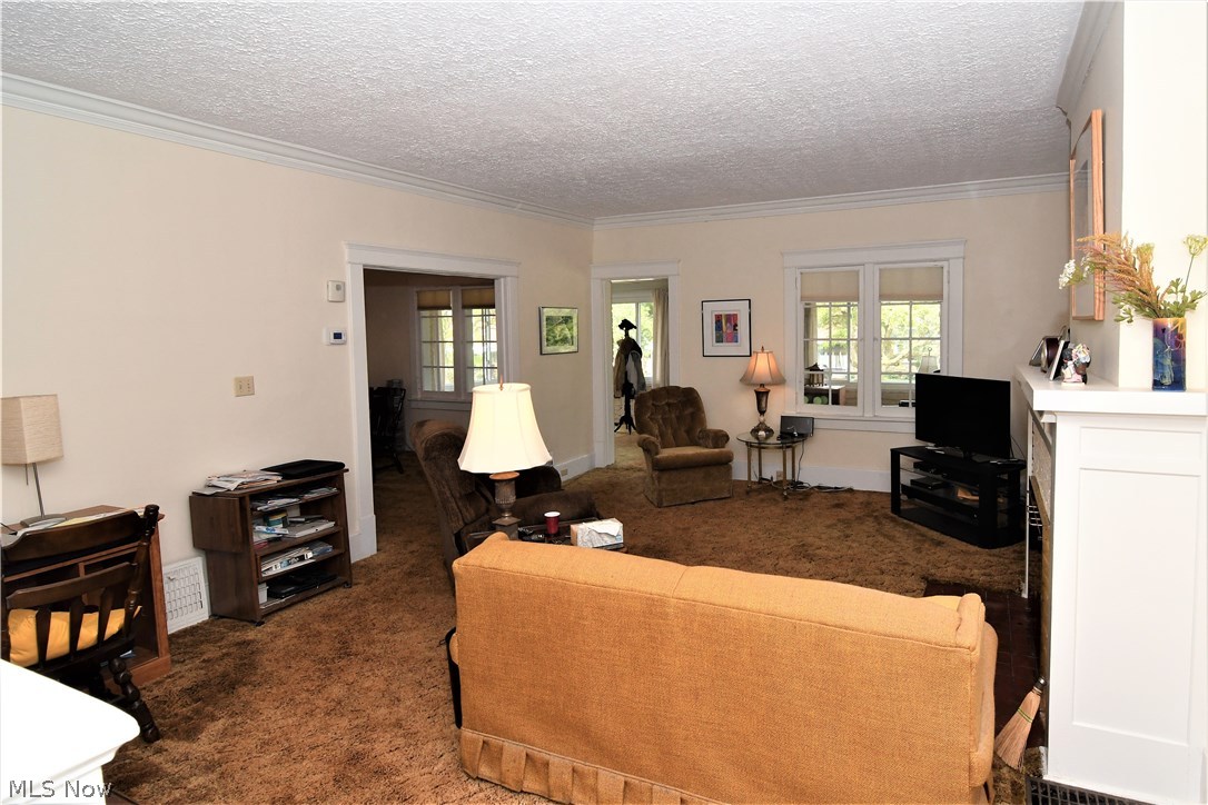 320 Merriman Road Akron, OH 44303 - Photo 4 of 13 Gallery Image 4
