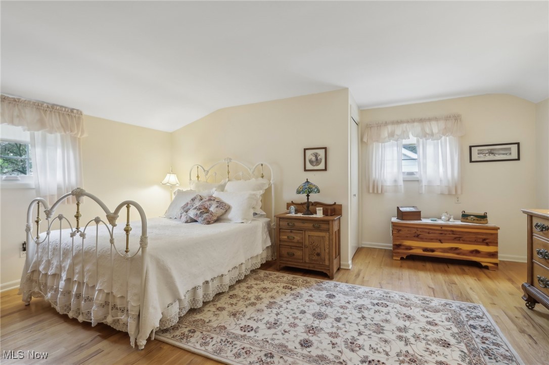 1095 Dorsh Road Cleveland, OH 44121 - Photo 16 of 33 Gallery Image 16