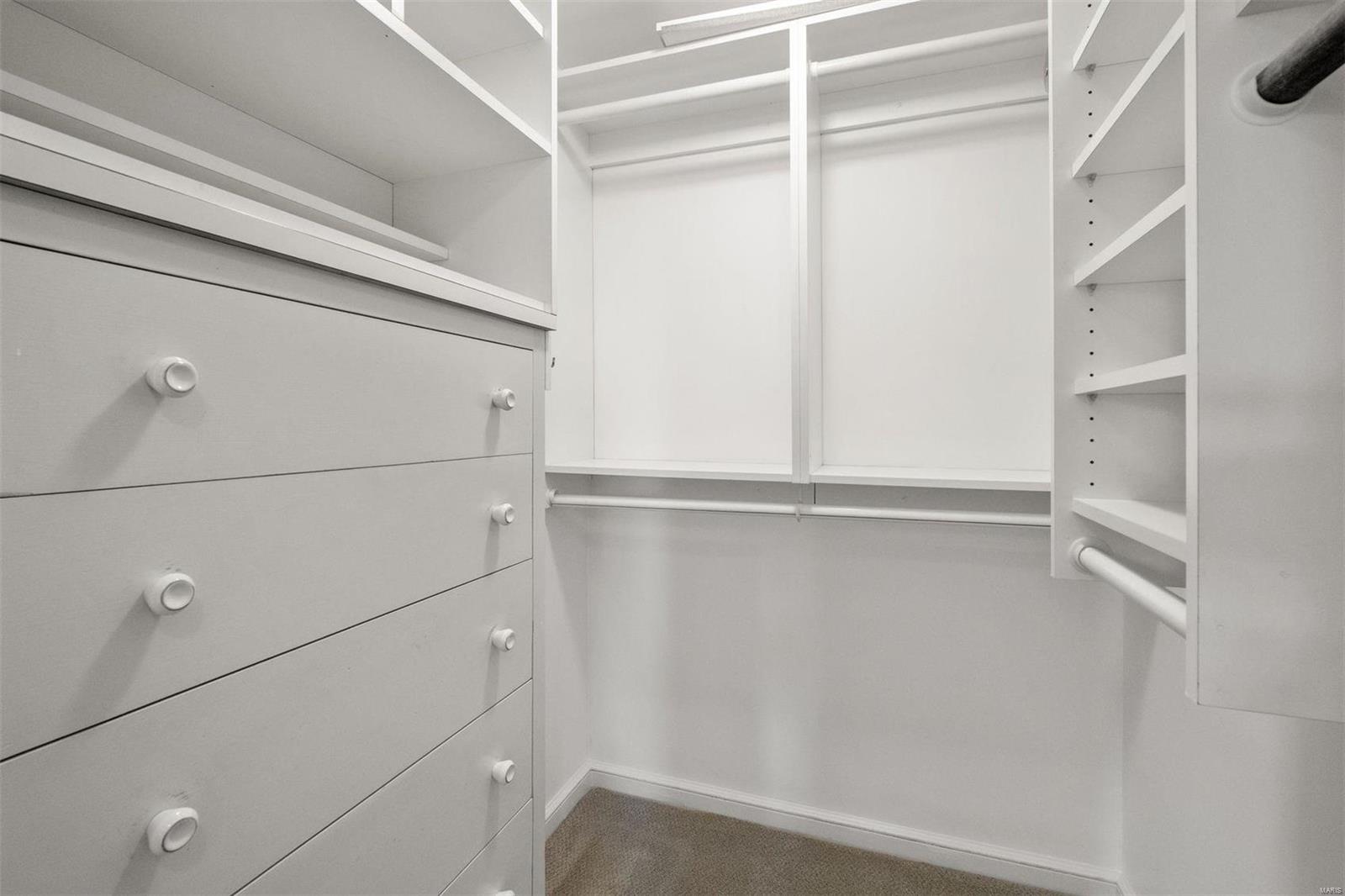 710 South Hanley Road, Unit 9A Clayton, MO 63105 - Photo 23 of 33 Gallery Image 23