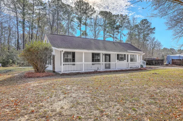 $329,000 | 233 Harlock Drive, Moncks Corner, SC 29461