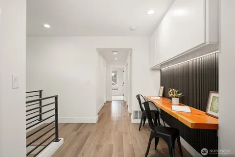 $1,650,000 | 19640 88th Place Northeast, Bothell, WA 98011