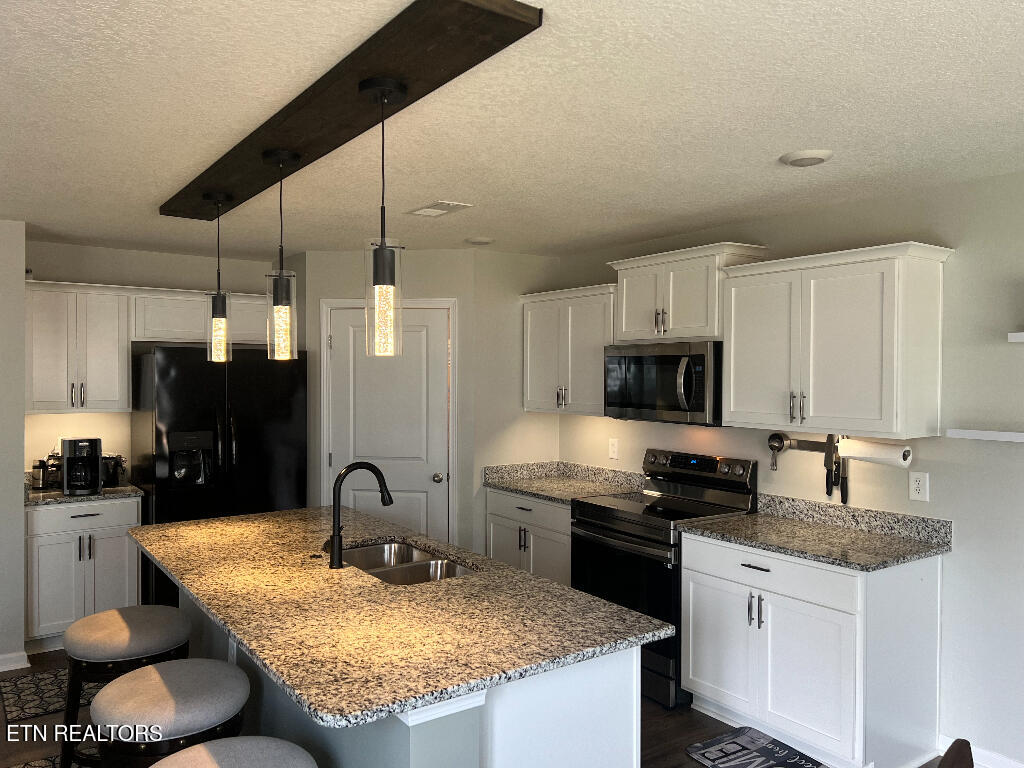 128 Waverly Path Talbott, TN 37877 - Photo 6 of 20 05