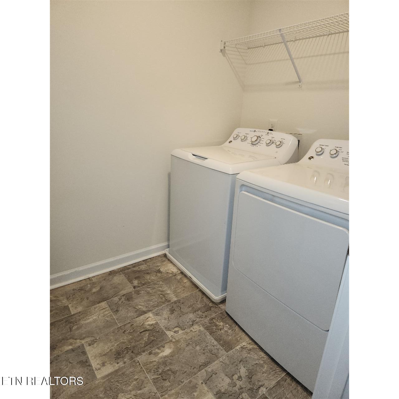 128 Waverly Path Talbott, TN 37877 - Photo 10 of 20 09