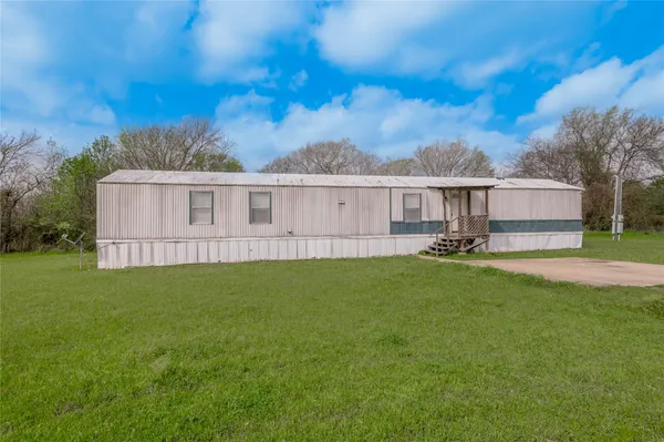 $995 | 1345 Farm To Market 405, Huntsville, TX 77320
