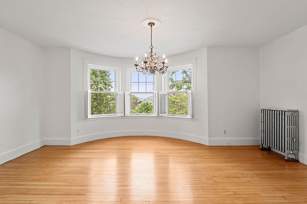 231 Rawson Road, Unit 4 Brookline, MA 02445 - Photo 3 of 21
