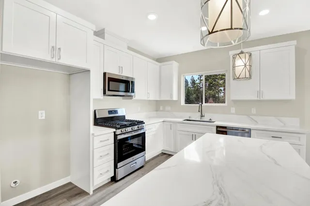 $329,900 | 14322 Skyway, Magalia, CA 95954