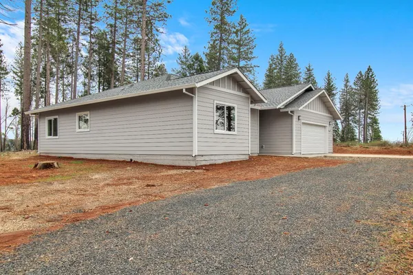 $319,900 | 14322 Skyway, Magalia, CA 95954