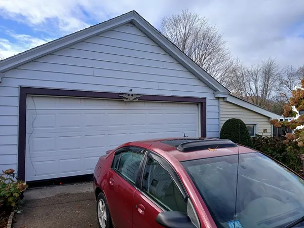 $315,500 | 745 W Road, Westfield, MA 01085