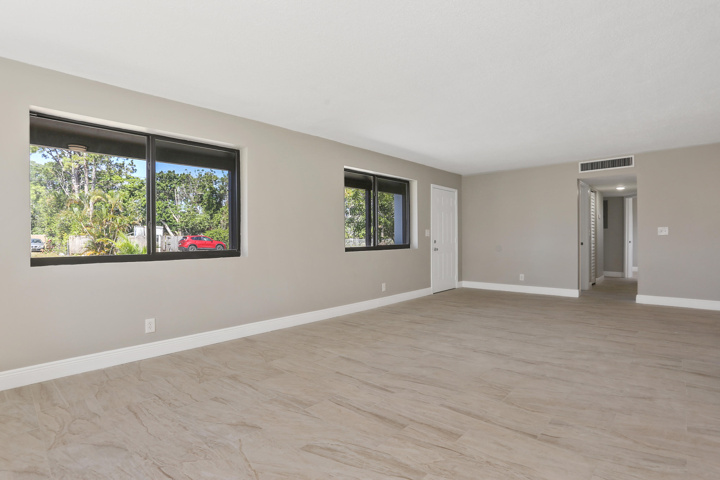 5848 Lime Road West Palm Beach, FL 33413 - Photo 11 of 20 IMG_9335
