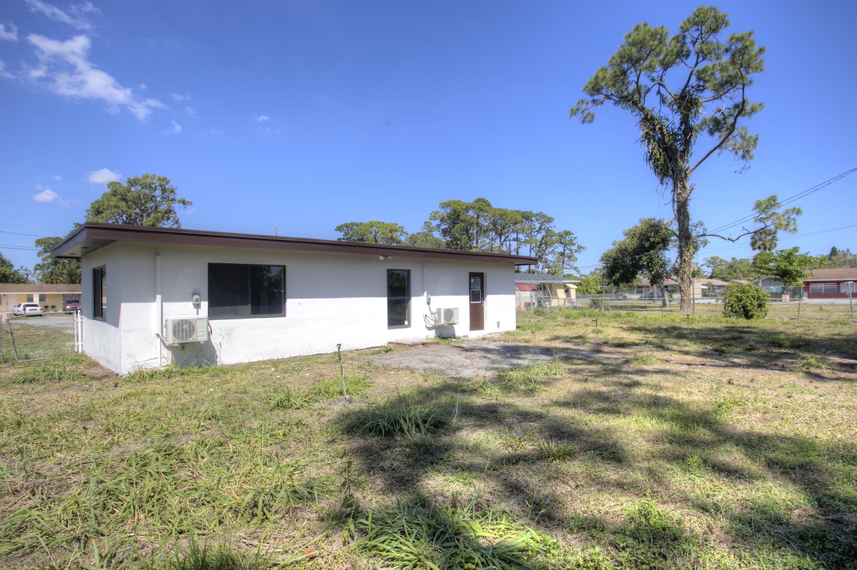 5848 Lime Road West Palm Beach, FL 33413 - Photo 18 of 20 IMG_9370_1_2