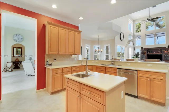 $1,249,000 | 11471 Paradise Cove Lane, Wellington, FL 33449