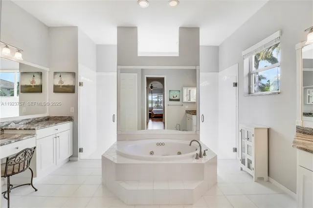 $1,249,000 | 11471 Paradise Cove Lane, Wellington, FL 33449