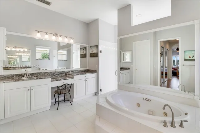 $1,249,000 | 11471 Paradise Cove Lane, Wellington, FL 33449