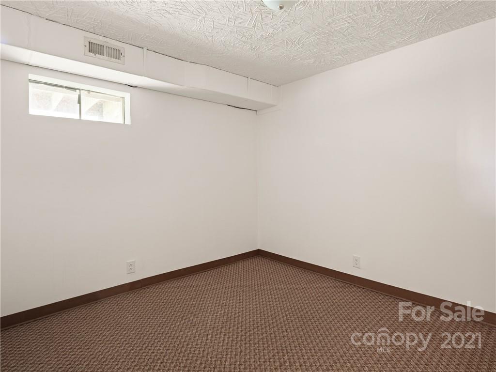 773 Bee Tree Road Swannanoa, NC 28778 - Photo 16 of 21 Gallery Image 16
