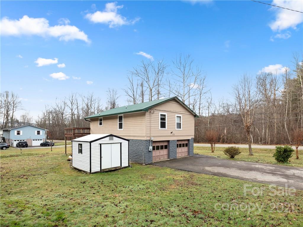 773 Bee Tree Road Swannanoa, NC 28778 - Photo 20 of 21 Gallery Image 20