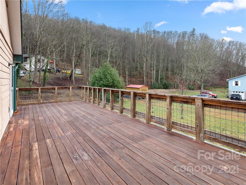 773 Bee Tree Road Swannanoa, NC 28778 - Photo 9 of 21 Gallery Image 9