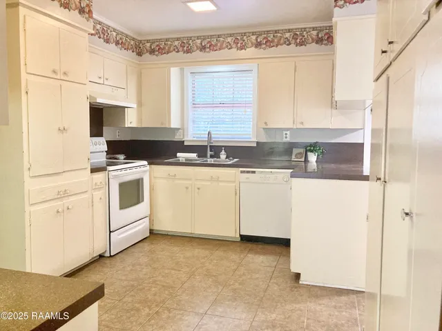 $299,000 | 416 Orangewood Drive, Lafayette, LA 70503