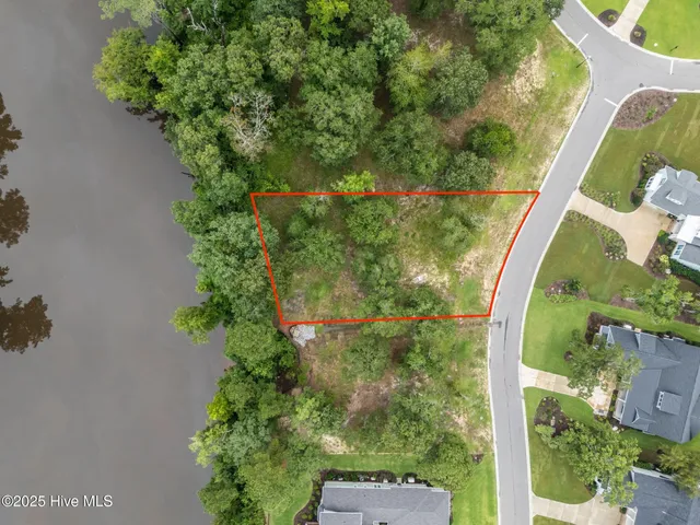 $499,900 | 9140 Fallen Pear Lane Northeast, Leland, NC 28451