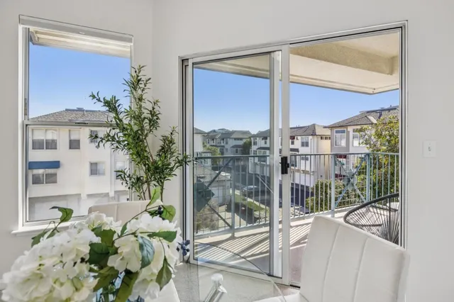 $788,000 | 200 Baltic Circle, Unit 232, Redwood City, CA 94065