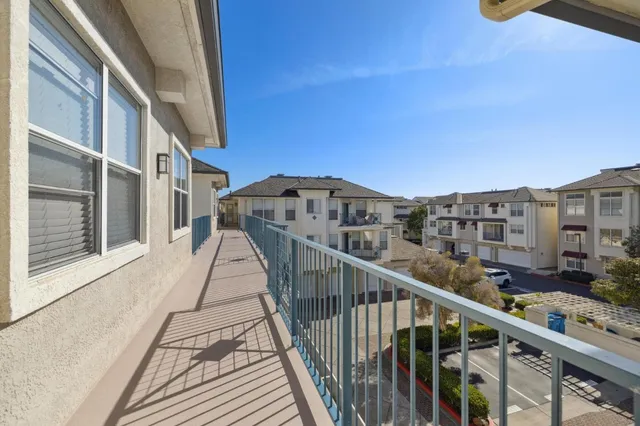 $788,000 | 200 Baltic Circle, Unit 232, Redwood City, CA 94065