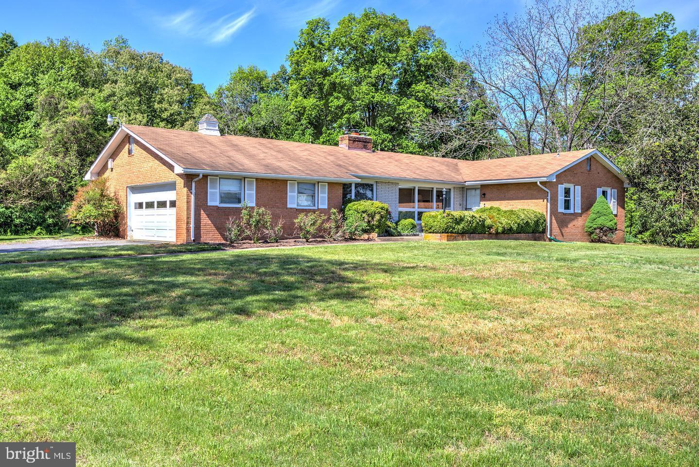 13640 Aden Road Nokesville, VA 20181 - Photo 3 of 32