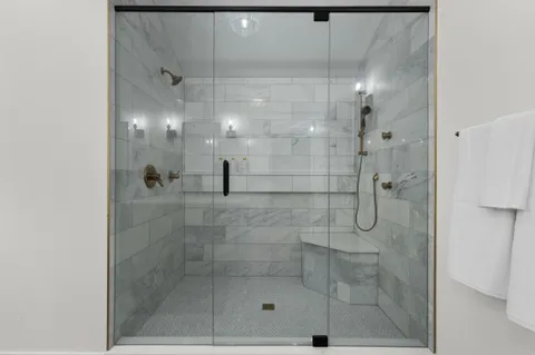 $1,785,000 | 8313 North Links Way, Fox Point, WI 53217