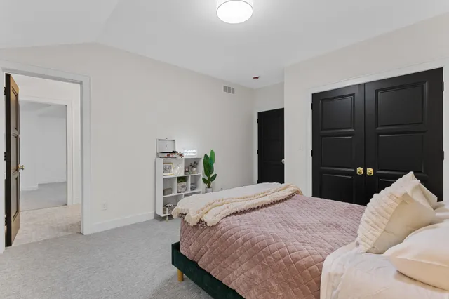 $1,785,000 | 8313 North Links Way, Fox Point, WI 53217