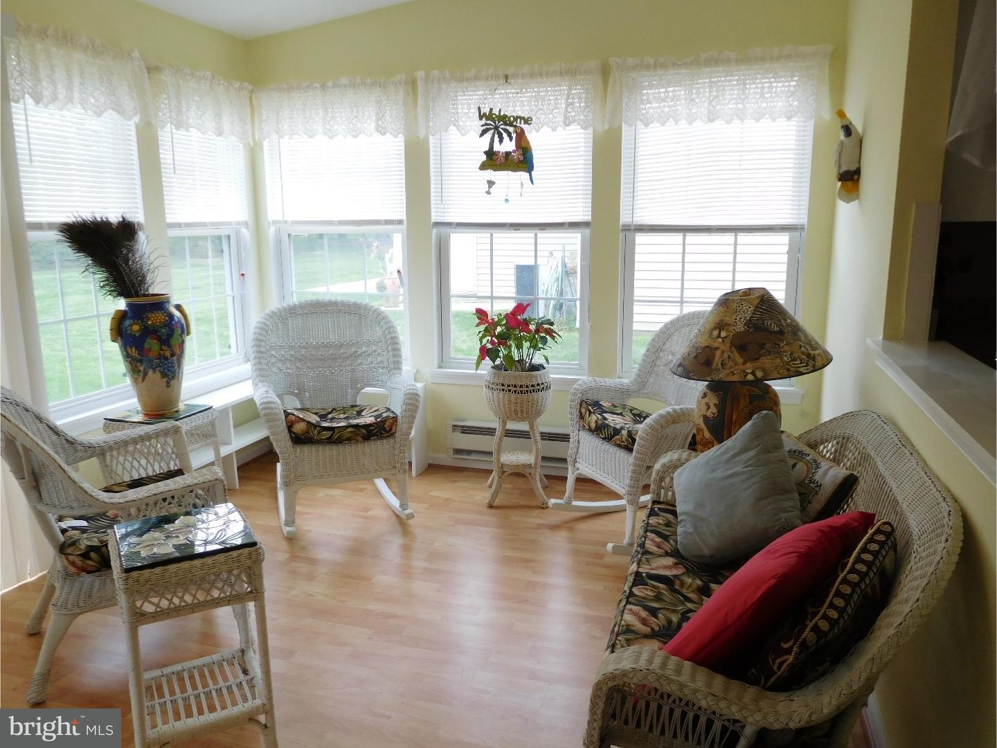 46 Stratford Road Southampton, NJ 08088 - Photo 4 of 15 Gallery Image 4