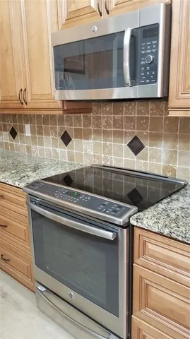 $2,895 | 5810 Garden Lakes Majestic, Bradenton, FL 34203