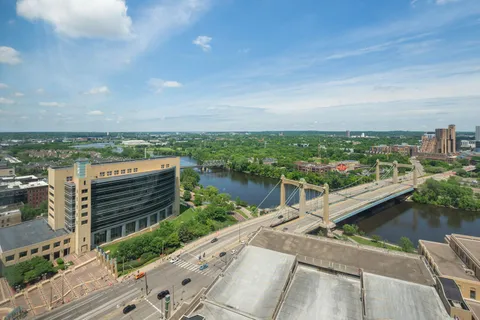$179,900 | 19 North 1st Street, Unit B2706, Minneapolis, MN 55401