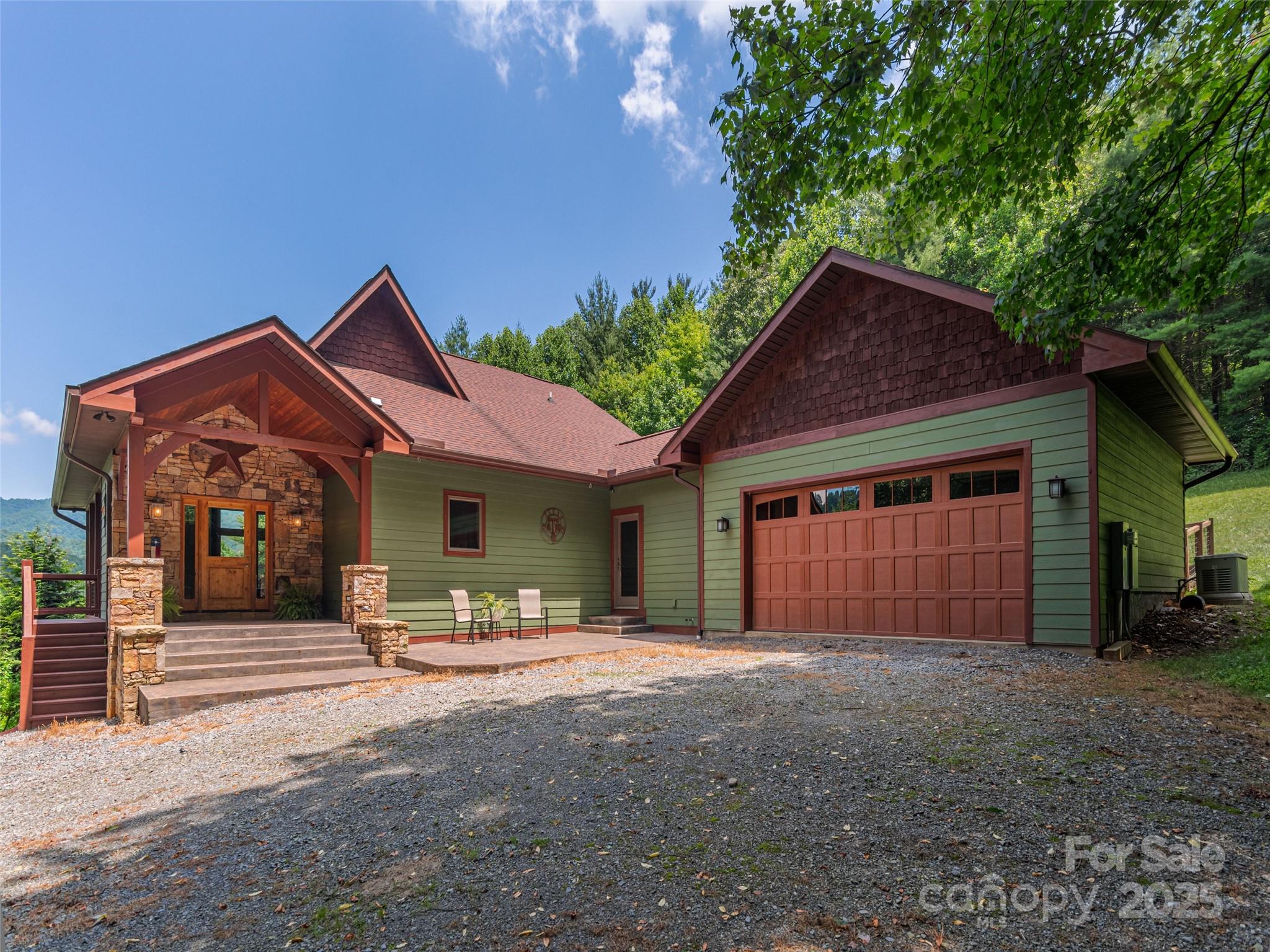 477 Jenkins Road Waynesville, NC 28785 - Photo 5 of 48