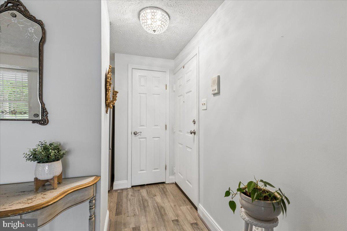 625 Deering Road, Unit 2A Pasadena, MD 21122 - Photo 2 of 32 Entrance to condo