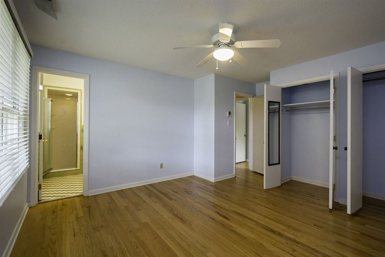 5308 Knollwood Road Raleigh, NC 27609 - Photo 12 of 18 Photo 12