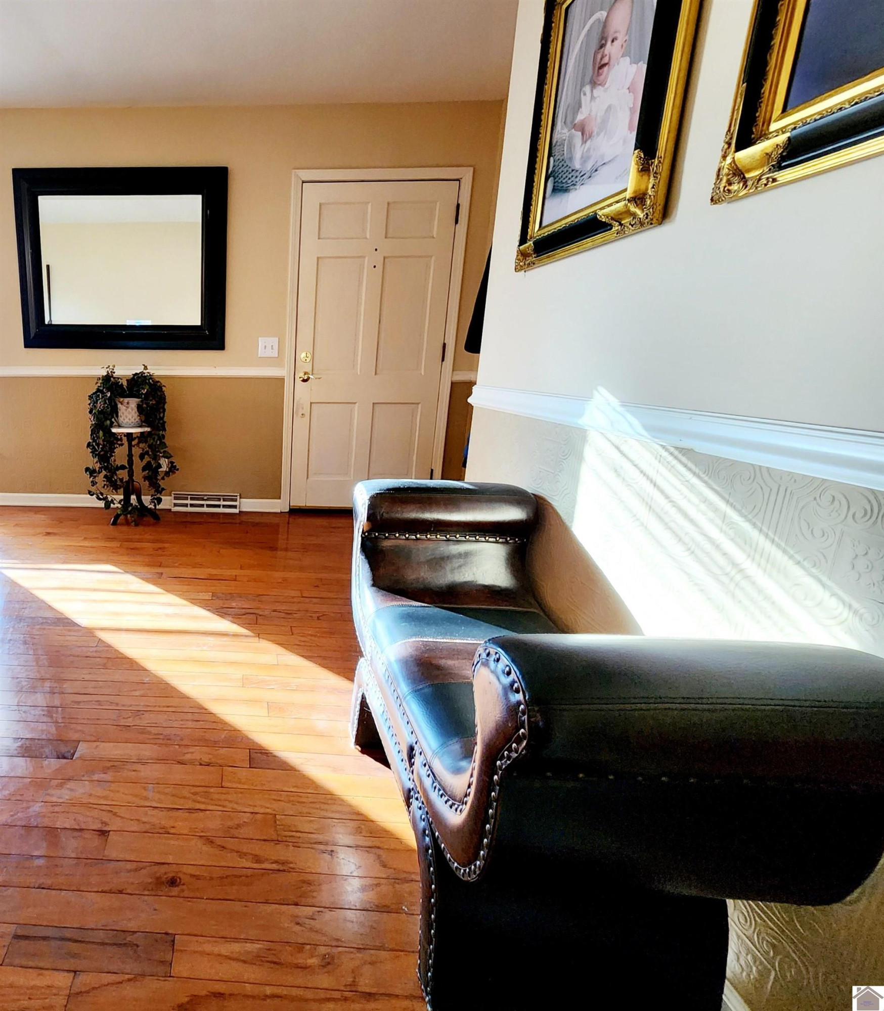 903 Doran Road Murray, KY 42071 - Photo 9 of 28 Living Room
