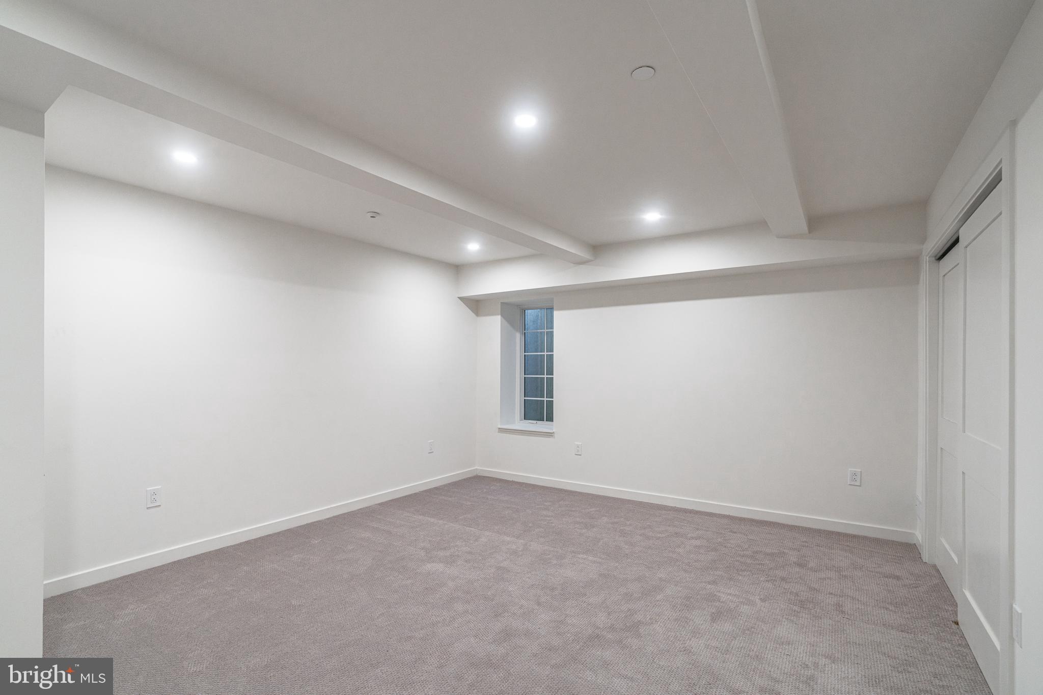 2423 Innovator Way Philadelphia, PA 19146 - Photo 26 of 34 an empty room with a empty space and windows